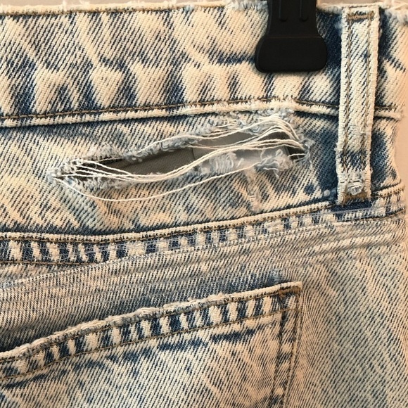 Current/ Elliot Distressed Jeans Size 26 With Flaws - Picture 7 of 16